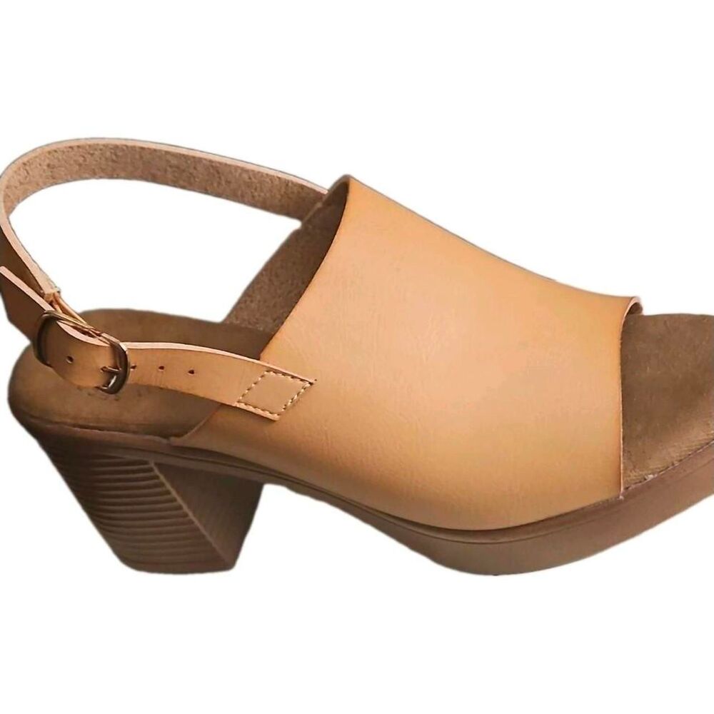 No-brand Women's Tan and Brown Sandals